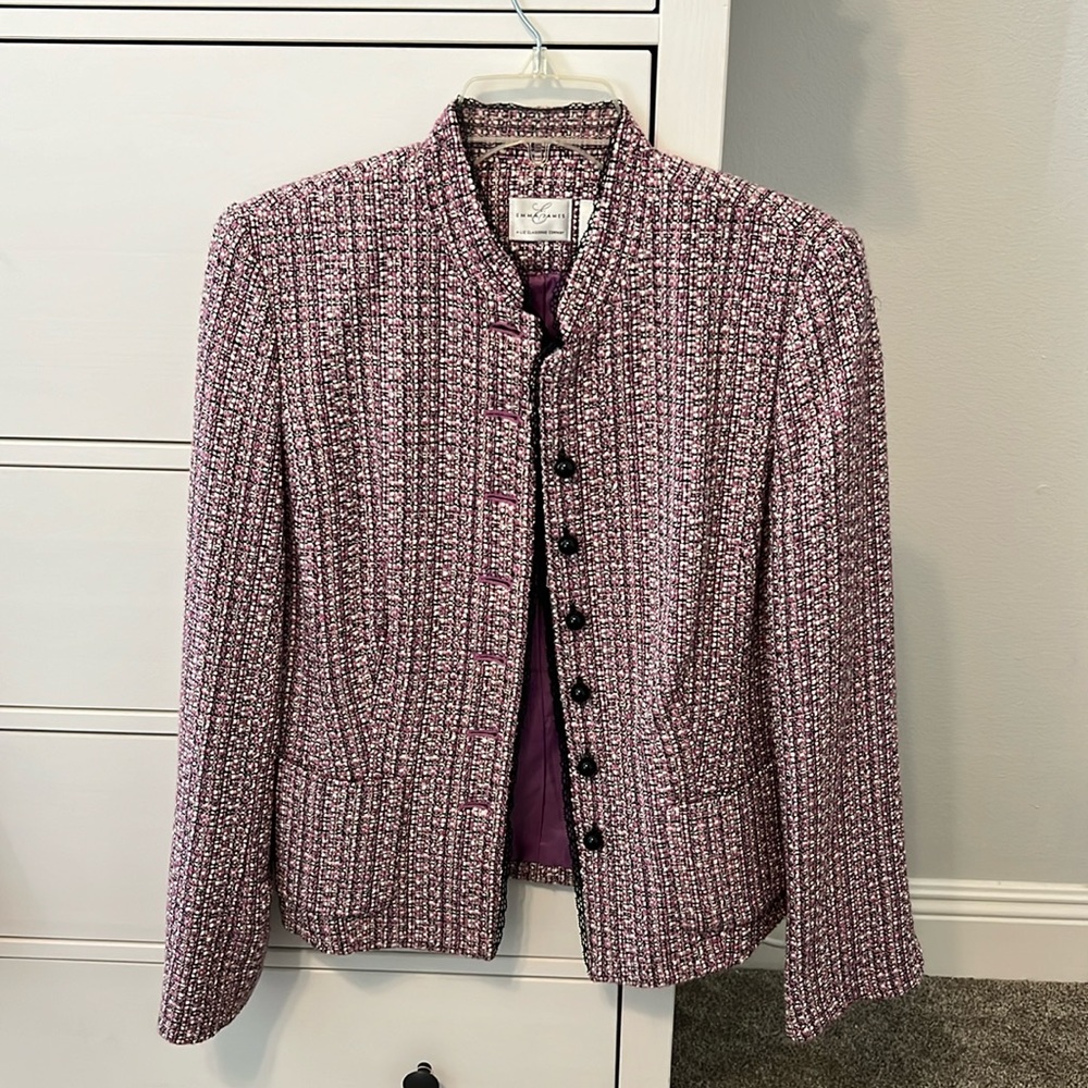 Elegant Pink Tweed Women's Jacket - Classic Button Front